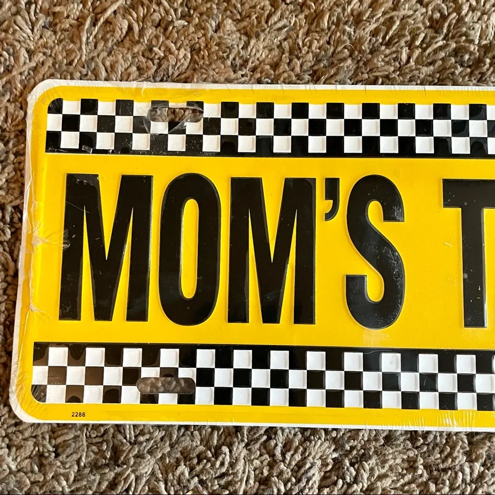 NEW Mom’s Taxi License Plate Metal Sign